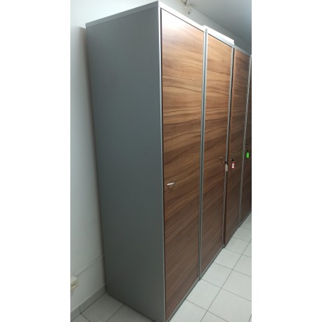 skrinka s poličkami 217 x 60 x 60 cm, pánty vľavo, SKRINKAVPOLICKAPT01 - POUŽITÝ TOVAR